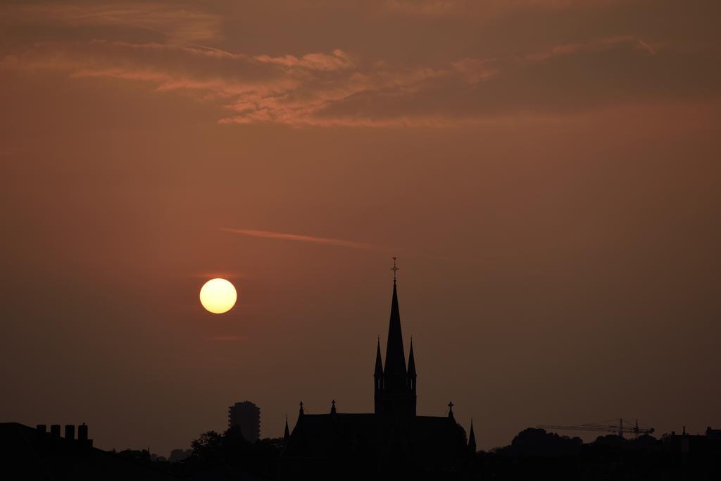 Hotel Belvue Sint-Jans-Molenbeek Kültér fotó